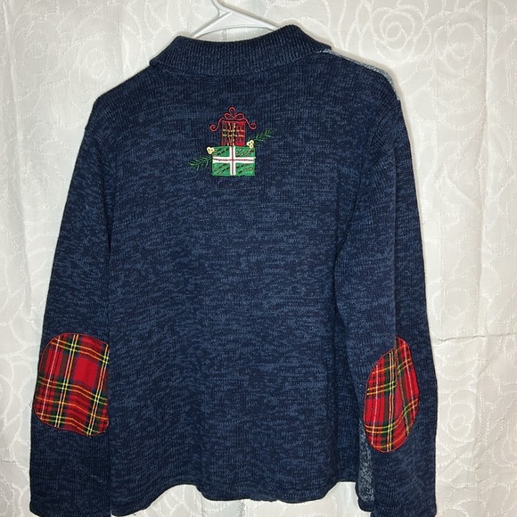 TIARA INTERNATIONAL Vintage Christmas Collection Blue full zip sweater. Size XL. - Picture 5 of 8